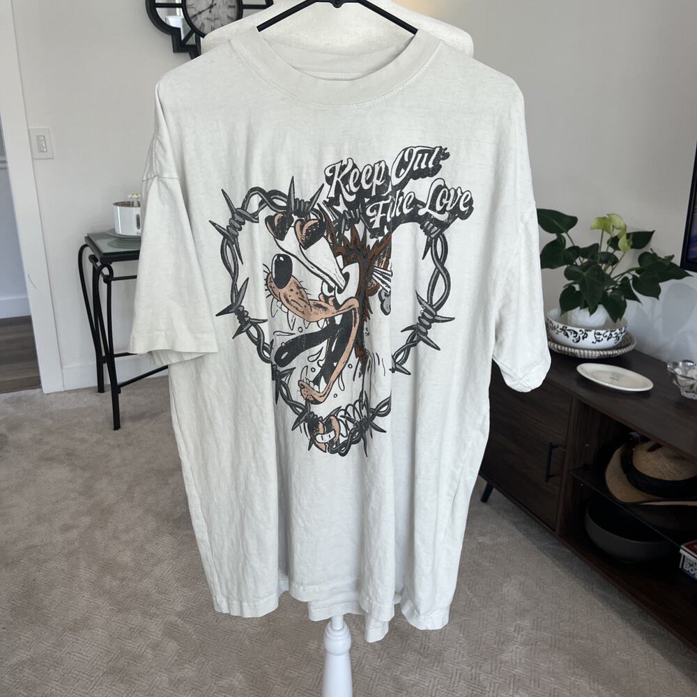Keep Out Fake Love Toon Town T Shirt Dog Eyes Popping Out Size 2XL Crew Neck 800